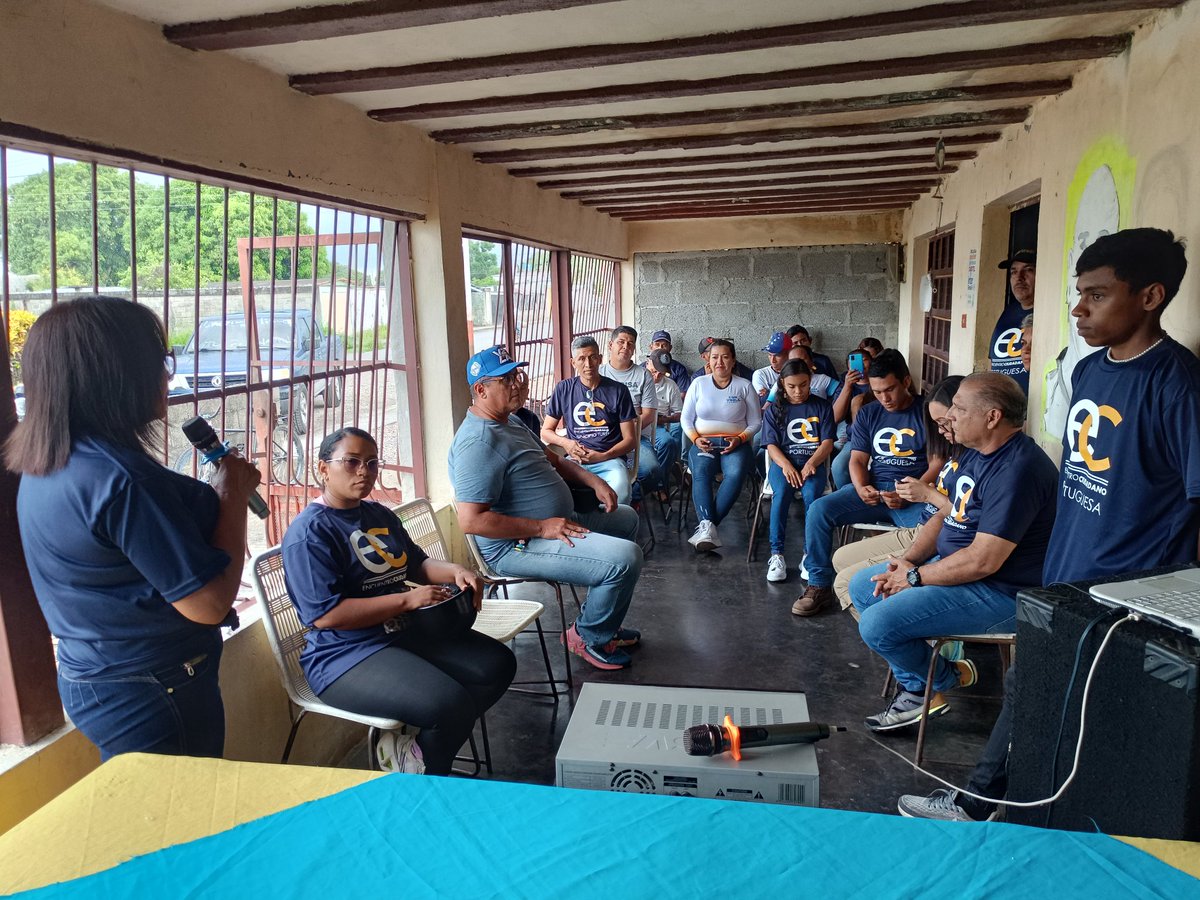 MariaGArocha's tweet photo. #Esteller La tarde de hoy juramentamos nuestra estructura municipal de Encuentro Ciudadano Esteller, conformada por un valioso equipo de ciudadanos que defenderán con TODO los votos de @EdmundoGU el 28/07.
VAMOS A GANAR! https://t.co/mVmL2Y0VoS