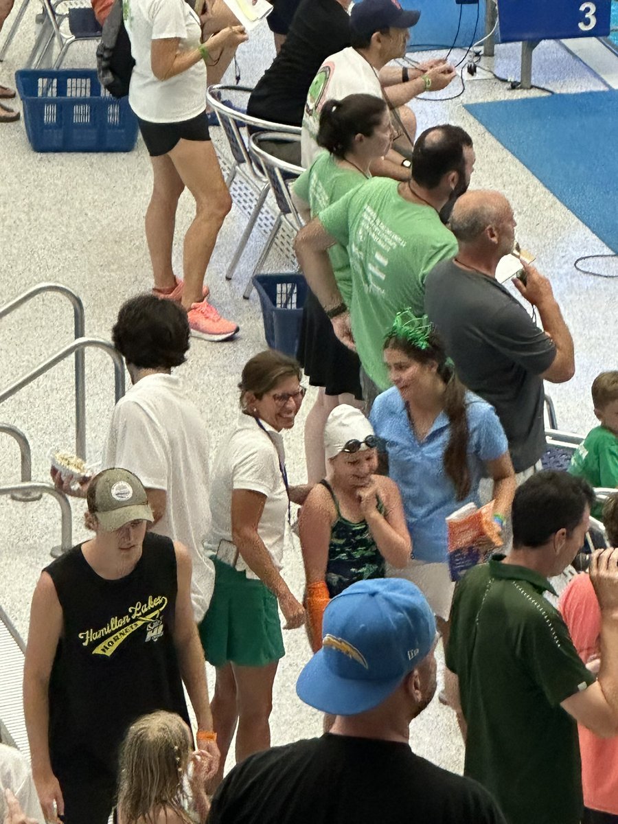 Spetrisk's tweet photo. @UVASwimDive my 9 year old has been a fan since birth, 10 days before her end of year swim meet she broke her arm, she decided to compete anyways and qualified for finals in the 25 back &amp; free and 50 free. High School class of 2033 #futurehoo https://t.co/6E1gEUlSJB