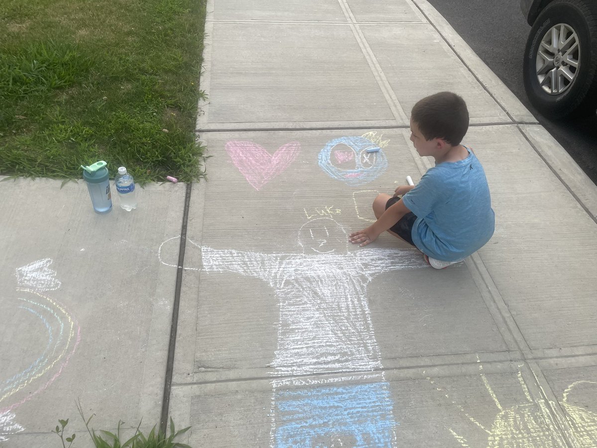 IHateSteveOff's tweet photo. Two new uploads!
Luke Unboxing some Pokémon cards and doing sidewalk art until a bug flew into my eye halting production 🤣
Make sure you subscribe so you don’t miss a moment!
https://t.co/CMGJC6G0hs
#ItsAnOffWorld https://t.co/l1gpugwao8