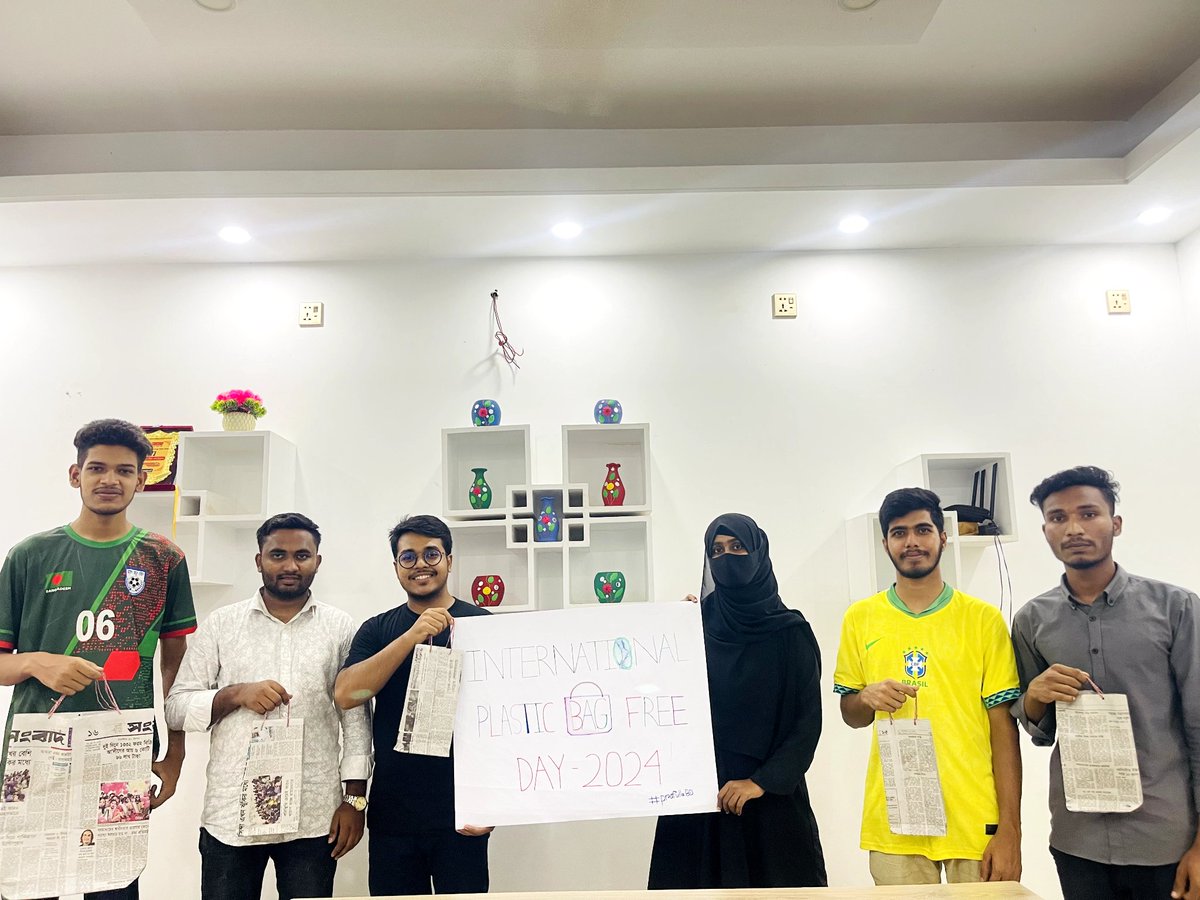 Prafulla_BD's tweet photo. On 3 July we celebrated Prafulla International #PlasticBagFreeDay on a small scale.

We change habits - say no to plastic! 🚫

#Prafulla #Prafulla #PrafullaBD
#plastic #conservation #wildlife #oceans #science #waste #internationalplasticbagfreeday #marinewildlife https://t.co/iNcwlGtXOZ
