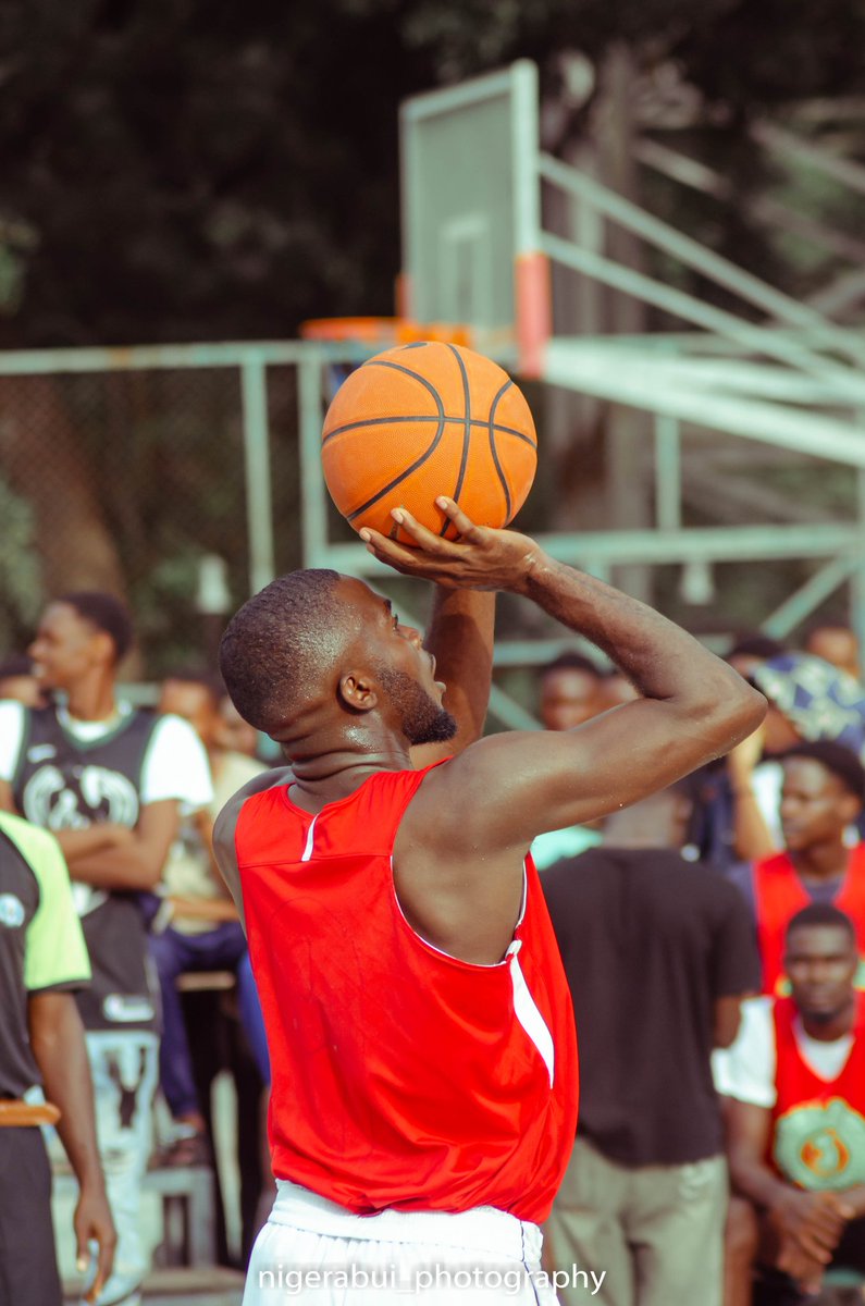 NigerAbui's tweet photo. It's an amazing experience for me documenting the on going Basketball tournament at ABU ZARIA. To see more pictures click on the link Below 👇https://t.co/xpatWjriKb https://t.co/2JaZvgeJVa