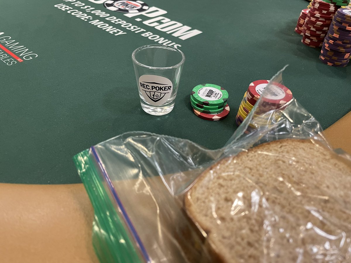 RecPokerJim's tweet photo. @RecPoker Getting dooooown a bit in chips, about 100k now or 25 bigs, it must be #PBJTime! https://t.co/5BFhulv68t