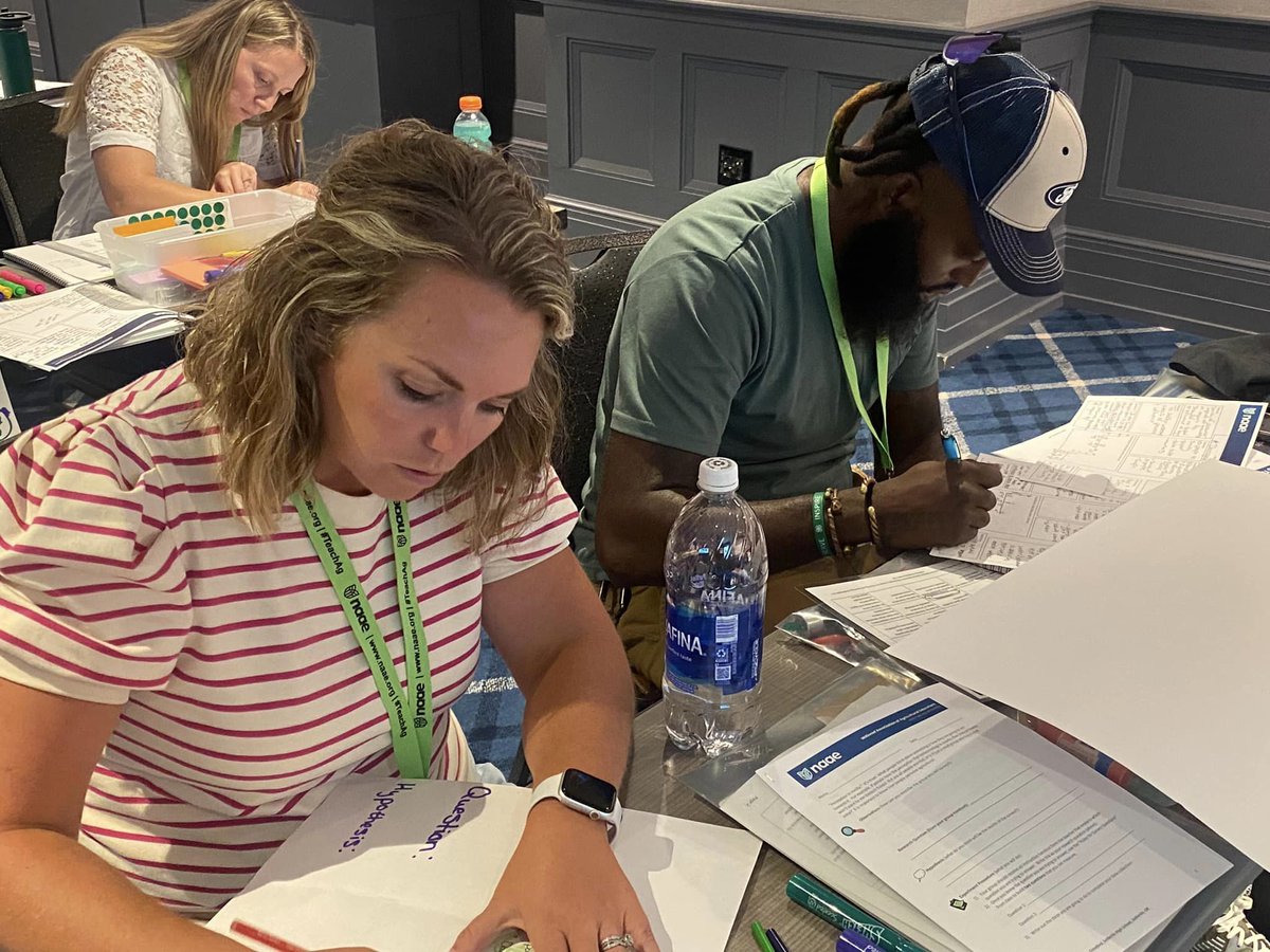 NAAE's tweet photo. Leading and learning together. Day 2️⃣ of the 2024 National Agriscience Teacher Ambassador Academy is in the books! #TeachAg https://t.co/FUsuBsydoY