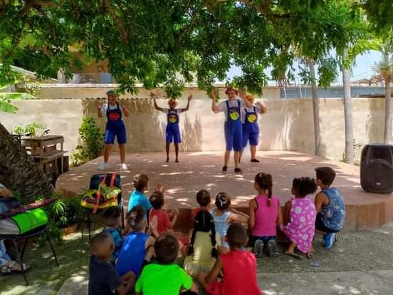 Yurien43591051's tweet photo. Siempre unidos Educación, Cultura y Deporte ahora en #ModoVerano2024 llevando el disfrute a todos los rincones #EducacionMayabequeMelena #JuntosPorMayabeque https://t.co/CNGECt5qfo