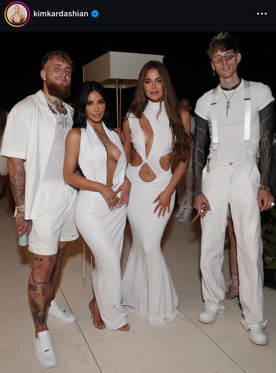 FearBuck tweet media