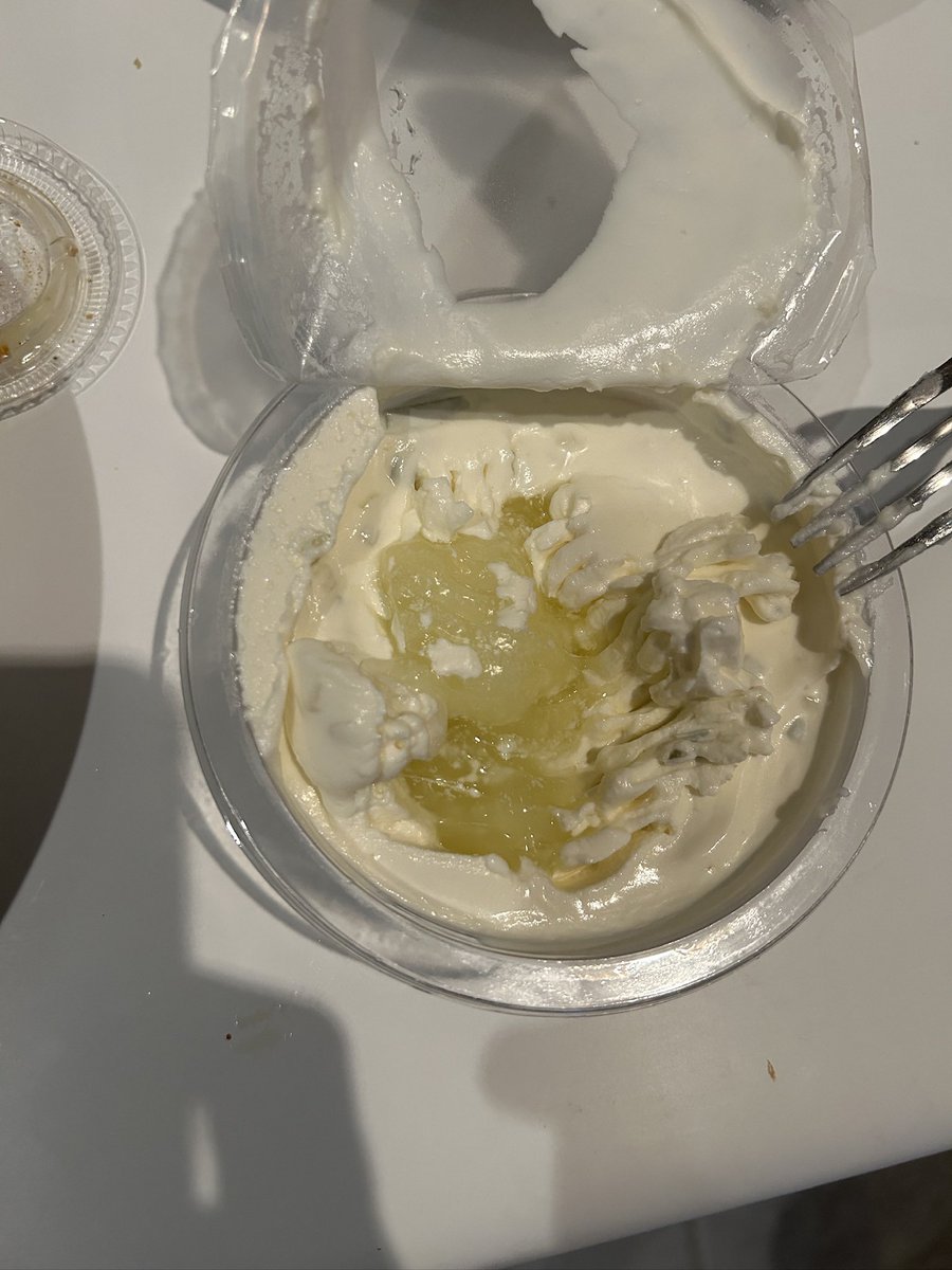 simpsonandrew's tweet photo. @PresChoice nice gelatinous blob growing inside of my tzatziki #heypc https://t.co/4A0cdYwji8