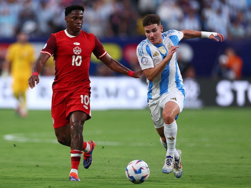 poettree2008's tweet image. #CopaAmerica 
#Semifinal 
🇦🇷 1-0 🇨🇦
#passaccuracy;
🇦🇷 88%
🇨🇦 83%
#ArgentinaVsCanada