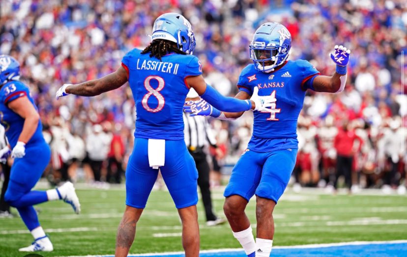 Daijon_Gaines14's tweet photo. #AGTG Blessed to receive my 12th D1 Offer from the University of Kansas #GoWilling #RCJH 🔵🔴 @CoachPanagos @CoachLeipold @CoachSmith918 https://t.co/W2R8qwGc0N