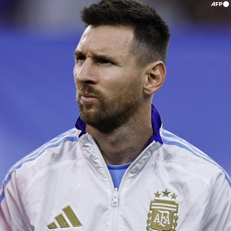 InvictosSomos's tweet photo. Imposible que EL MEJOR DE TODOS LOS TIEMPOS se marchara de esta Copa América sin su gol. Simplemente imposible.