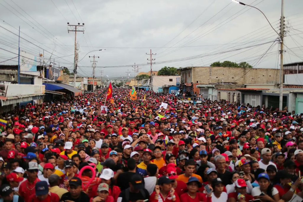 ‼️ MADURO PRESIDENTE‼️

El Pueblo de #Cumaná en una maravillosa concentración colmada de alegría, pasión y amor patrio ratifica a <a href="/NicolasMaduro/">Nicolás Maduro</a> como el candidato victorioso del Próximo 28 de Julio. 

 #VenezuelaEsPoesía