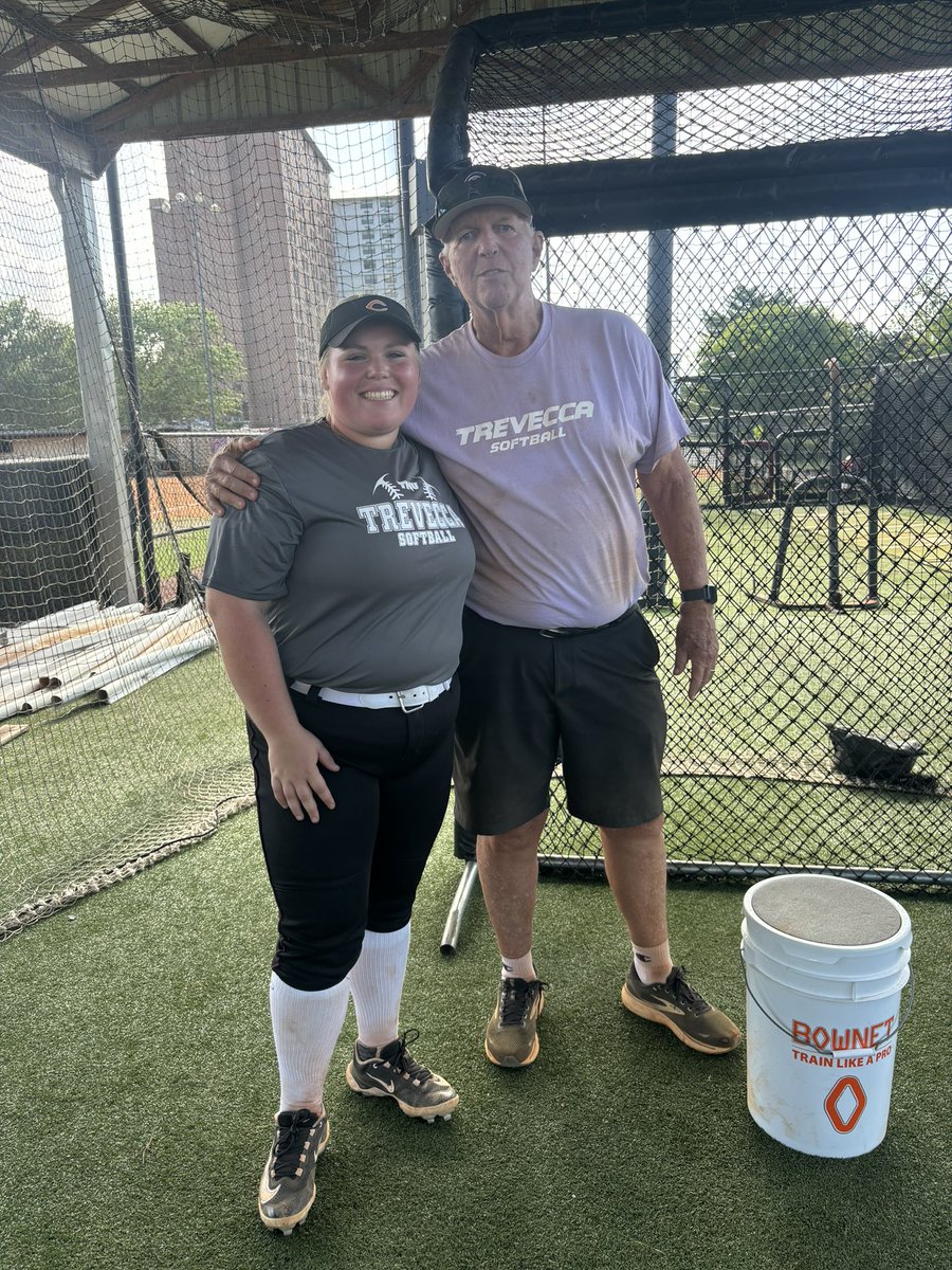 Lynnlee Adkins tweet media