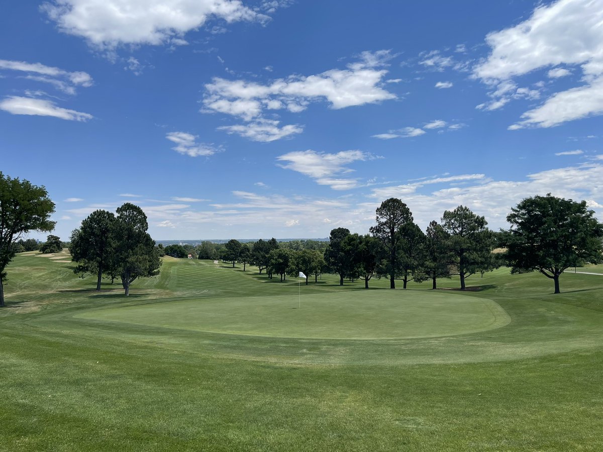 MSUTurf's tweet photo. Kicking off 2024 internship visits @DenverPinehurst with @AMDturf. Thanks to Jack Robbins &amp; Dan Wood for the warm hospitality &amp; providing an excellent internship! Addison comes from a family of turf professionals &amp; has a bright future in the industry. https://t.co/1wsRRhp1s2