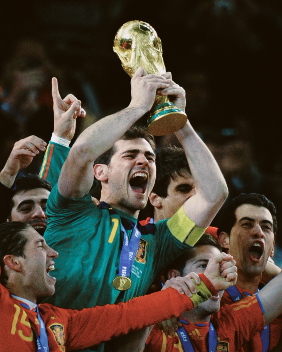 11 de julio de 2010. 🇪🇸🏆

<a href="/SEFutbol/">Selección Española Masculina de Fútbol</a> | #CopaMundialFIFA