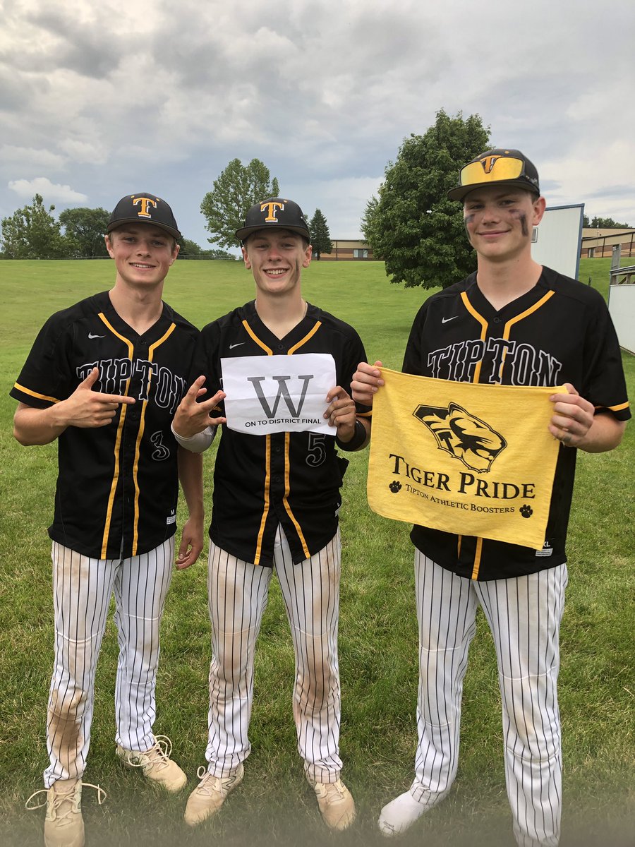 TiptonBaseball's tweet photo. So much FIGHT and BELIEF in this team right now. Early lead evaporated and got down but never gave up on themselves and each other. Roared back to claim 12-7 win. Will play for District Title on Saturday. https://t.co/GGjYnRycNg