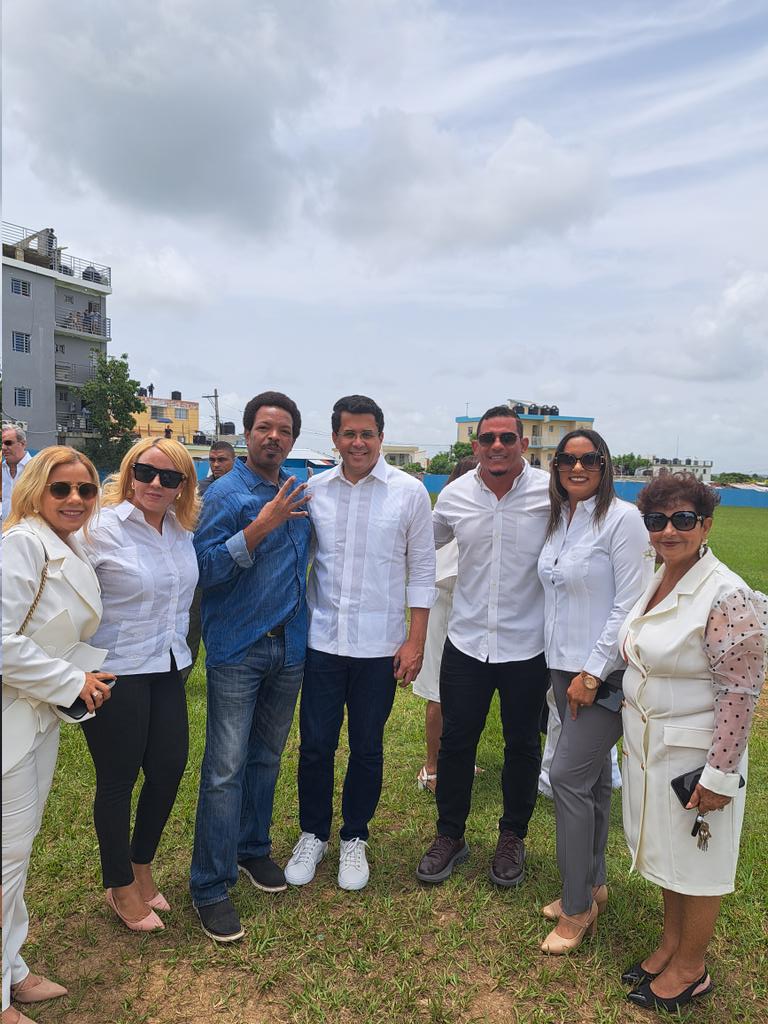 doddymusic's tweet photo. @nopierdo @PRM_Oficial @SanzLovaton @CarolinaMejiaG @DavidColladoM @luisabinader @ZaidaLovaton @raquelarbaje @SimonRo_driguez @JosePaliza @virgilio_feliz @iluminadam10 En todas las caravanas que participó MIGUEL DAVID COLLADO MORALES junto a nuestro presidente @luisabinader David era el segundo más aclamado, dejando claro que es el relevo original de nuestro líder y presidente Luis.  👉 @AnibalDiputado @CarlosRespinal 

Las bases aman a #ppdc28 https://t.co/YWkQCcZAoJ