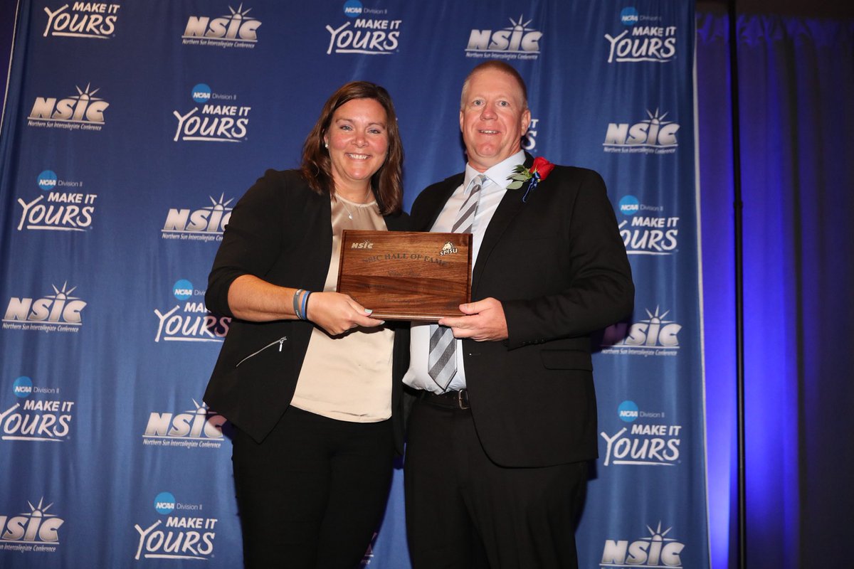 Chris Pack of <a href="/SMSUMustangs/">SMSU Athletics</a> inducted into the #NSICHOF #ShineOn
 
northernsun.org/news/2024/6/14…