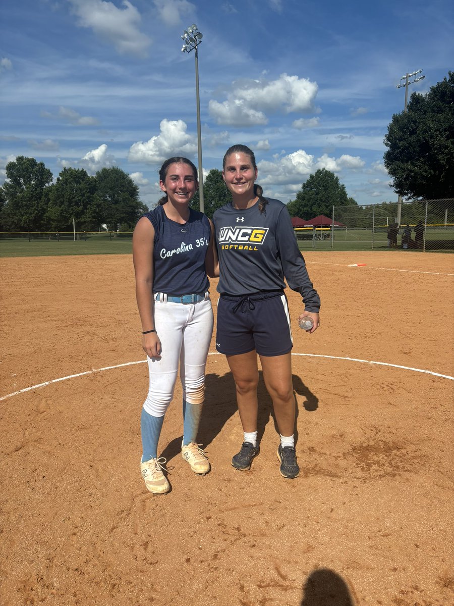 Such a cool opprotunity to work with so many different coaches for the past two days at camp seven. Thank you to everyone for all of the great advice and so much fun! <a href="/FSU_Softball/">Florida State Softball 🥎</a> <a href="/UNCGSoftball/">UNCG Softball</a> <a href="/GCPride_sball/">GC Pride Softball</a>