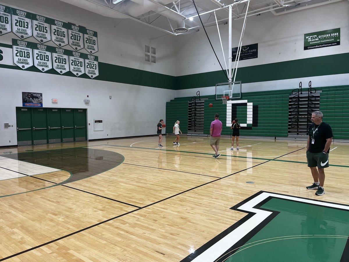 Jr. Lady Panther Shooting Camp 
Day 1 and Day 2 were a success! 

We’ve had a great time and the kids are really working hard in the shooting mechanics and FUNdamentals! 

We are looking forward the rest of the week. #TheFutureIsNow 💚