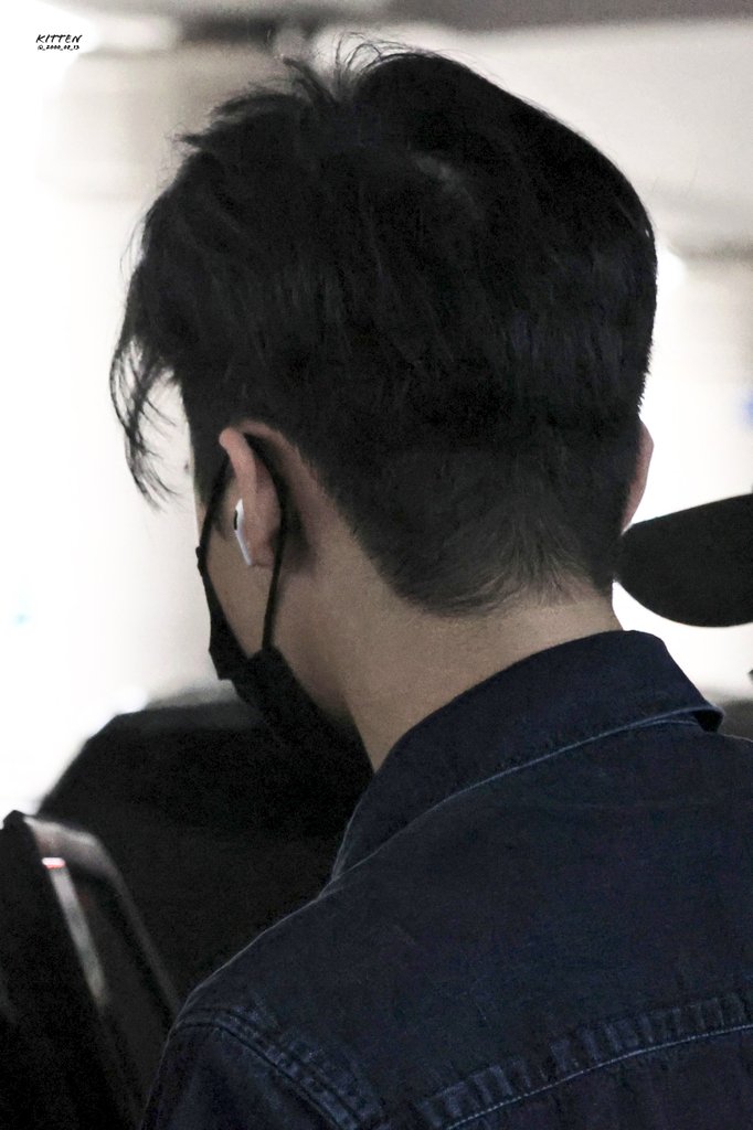 jungshasa's tweet image. JAEMIN'S UNDERCUT HAIR 😭