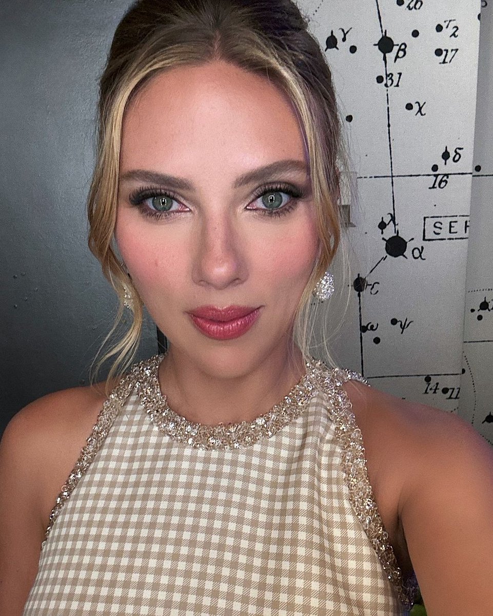 scarlett pics tweet media