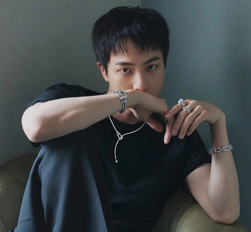twtjkp's tweet photo. RÁPIDO COMENTEN, QUE SE HAGA TENDENCIA

JIN FOR W KOREA MAGAZINE
#JinxWKorea 
#JinxFredJewelry https://t.co/BdIyx7QHFE