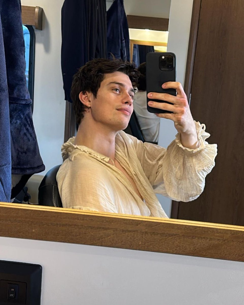 ⠀⠀⠀ ㅤㅤ
Good morning. Don’t skip your meals and stay hydrated. Have a great day.ㅤㅤ
⠀⠀⠀