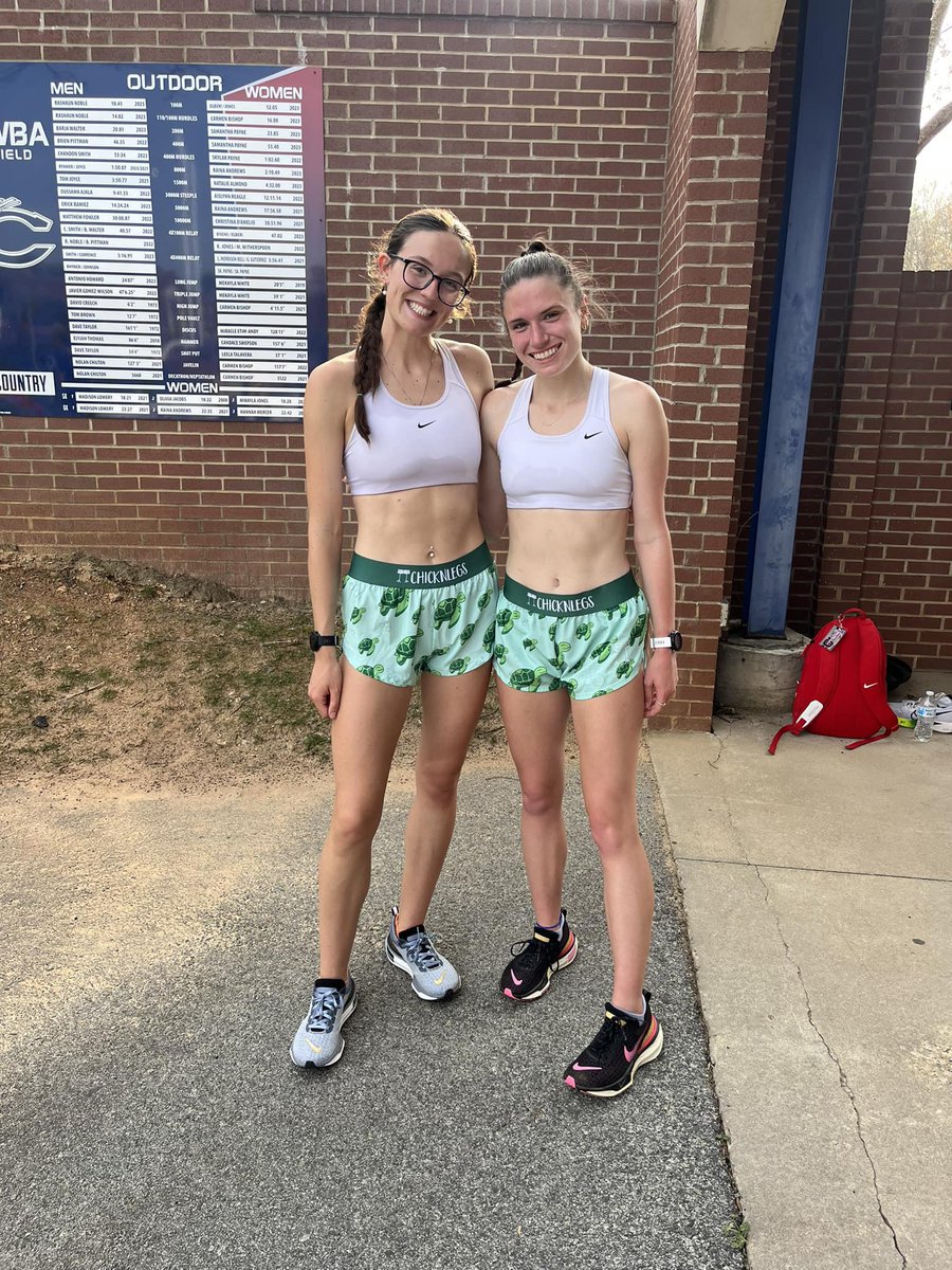 ChicknLegs Running tweet media