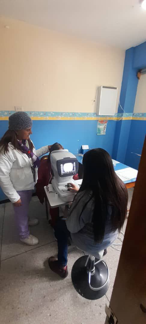 comandantenews's tweet photo. El equipo designado para dar acompañamiento por parte del Gobernador @JEHYSONGUZMAN encabezó una jornada de atención oftalmológica a más de 230 personas, en el  Hospital I Mucuchies, Municipio Rangel de la entidad Merideña, a través del 1X10 del buen Gobierno

@NicolasMaduro https://t.co/3M8AybwZpA
