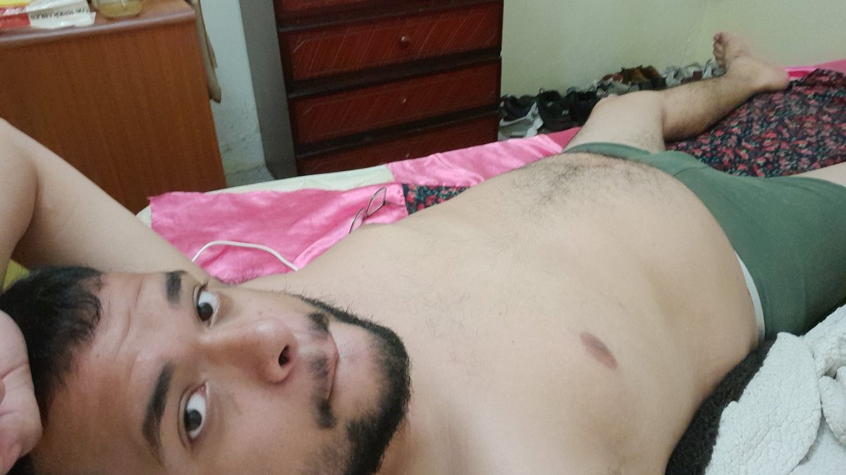 harshrock69's tweet photo. come and worship papis belly! with oil?

findom bear slave cashfag debtcontract slave https://t.co/81MIwl9bT5