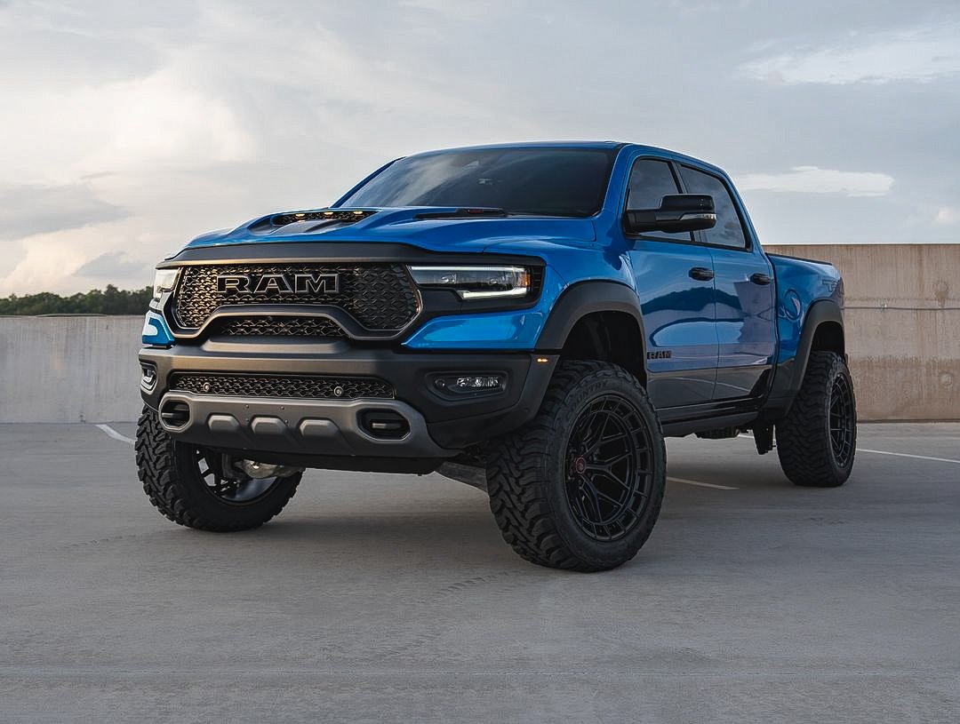 LXandBeyondNats's tweet photo. #TRXTuesday Ram 1500 TRX. 702hp, Supercharged, 6.2-liter HEMI. π·: @ngwidener | https://t.co/rBCeh0XDaK https://t.co/C4VzUJlXwE