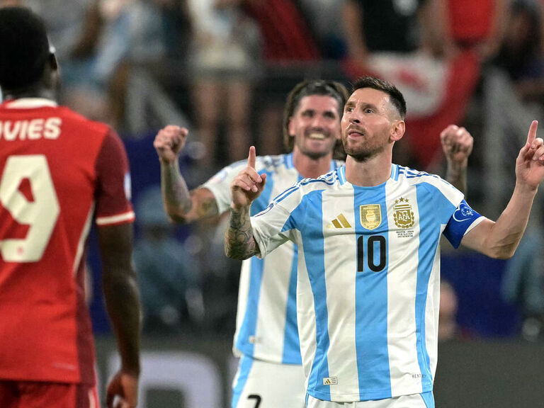 theScoreMLS's tweet photo. Argentina ends Canada's run to reach Copa America final again https://t.co/BEEv0frCoi https://t.co/XVFcs7LF9B