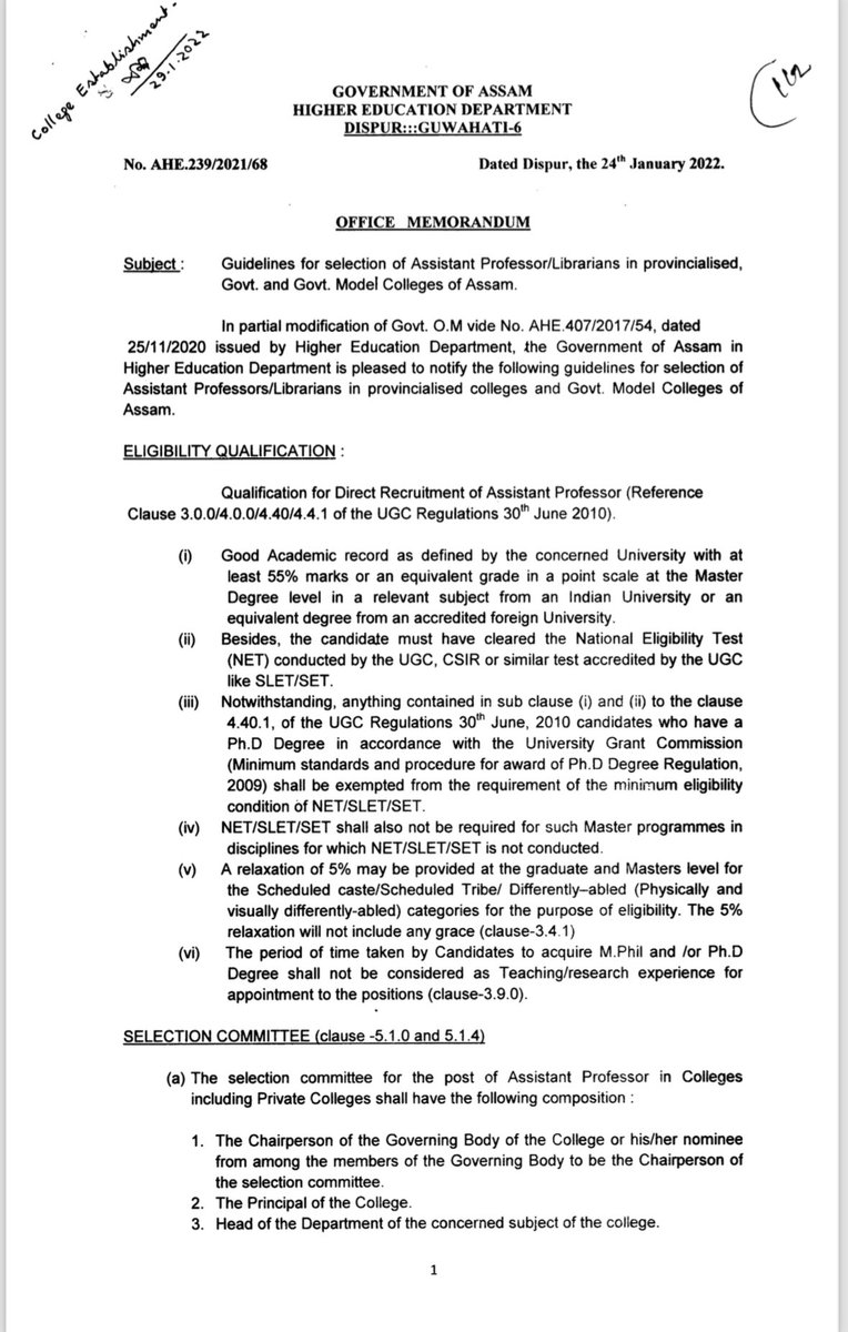 ranojpeguassam's tweet photo. I'm sharing the Government of Assam's official guideline for recruiting college teachers. The guideline includes a key provision stating, "𝐀𝐥𝐥 𝐜𝐚𝐧𝐝𝐢𝐝𝐚𝐭𝐞𝐬 𝐦𝐮𝐬𝐭 𝐡𝐚𝐯𝐞 𝐩𝐫𝐨𝐟𝐢𝐜𝐢𝐞𝐧𝐜𝐲 𝐢𝐧 𝐭𝐡𝐞 𝐥𝐨𝐜𝐚𝐥 𝐥𝐚𝐧𝐠𝐮𝐚𝐠𝐞" This ensures that candidates from the state, who are proficient in local languages, are recruited, thereby enhancing the quality of teaching.
@himantabiswa 
@CMOfficeAssam