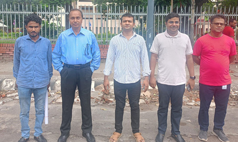 এবার মাঠে নামলেন মুক্তিযোদ্ধার সন্তানেরা