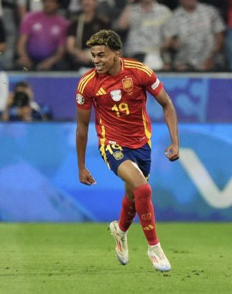 English 16 year old sporting icon vs Spanish 16 year old sporting icon 🤷🏻‍♂️

#England 🏴󠁧󠁢󠁥󠁮󠁧󠁿 #Espana