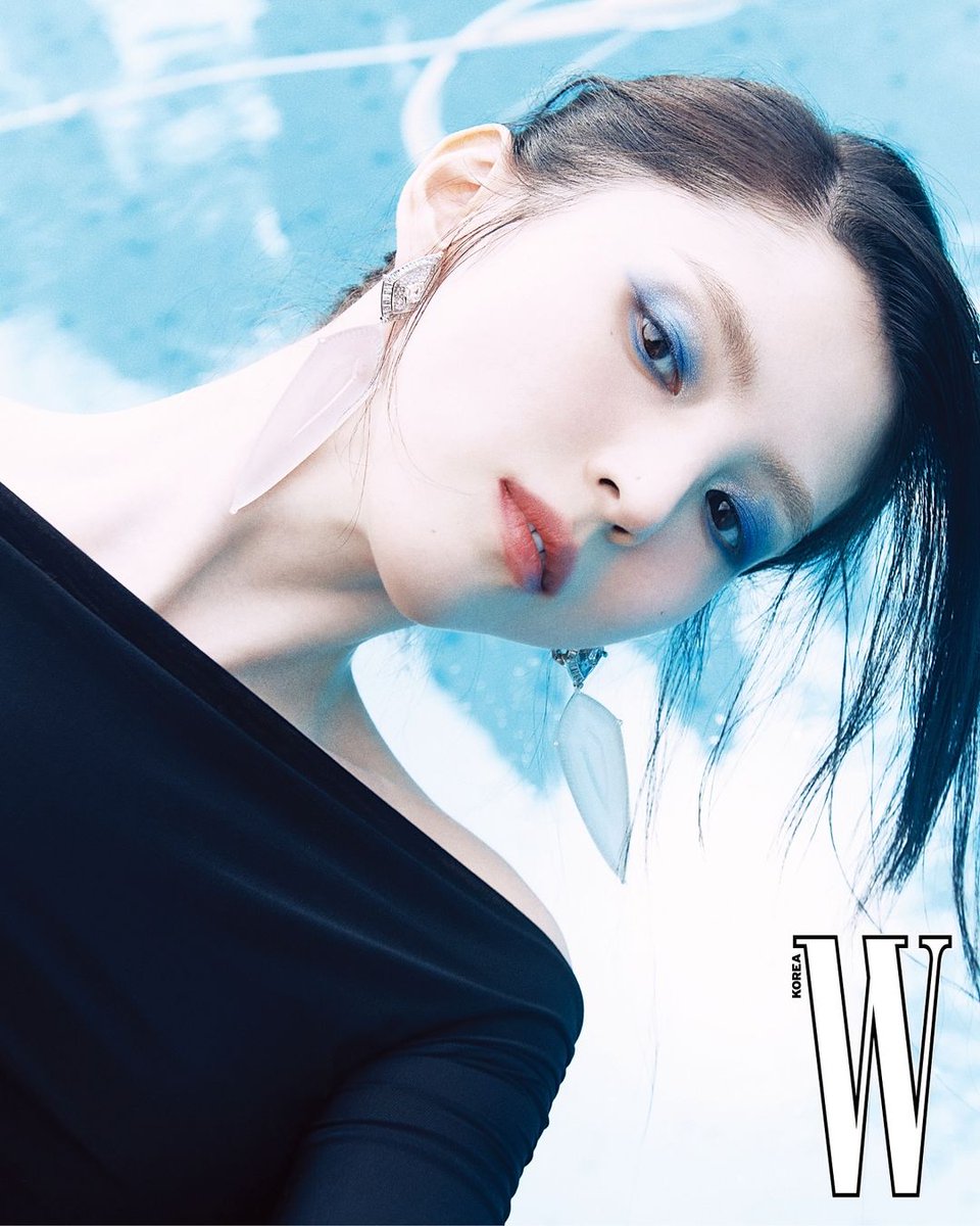 soxes's tweet photo. ㅤ
‣ #IVORYSH | #HanSohee
𖤝 ݃ a beautiful rupture between Boucheron and Carte Blanche High Jewelry, Or Bleu. Han Sohee's colorful moments that can be found anywhere and nowhere else.
ㅤ https://t.co/SSQEv8pt1E