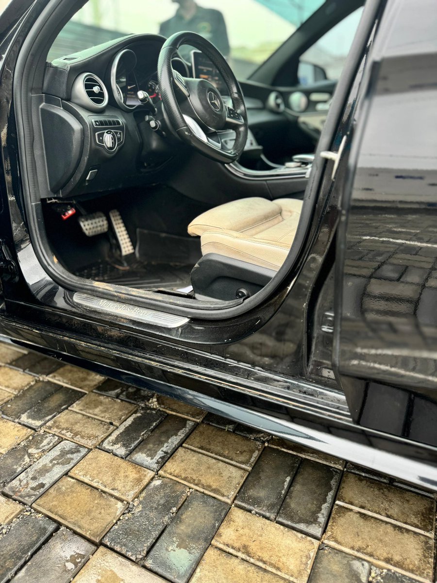 _mrmankey's tweet photo. SAPA SALES!!
2016 Mercedes Benz C450 AMG!
- Perfect working condition
- Immaculate interior & exterior
- Low mileage
- N33 million
Don't miss out on luxury & performance! DM for details! 💼🔑
#C450AMG #LuxuryCar #ForSale #DriveInStyle #UsedCars https://t.co/95jn9u64PP