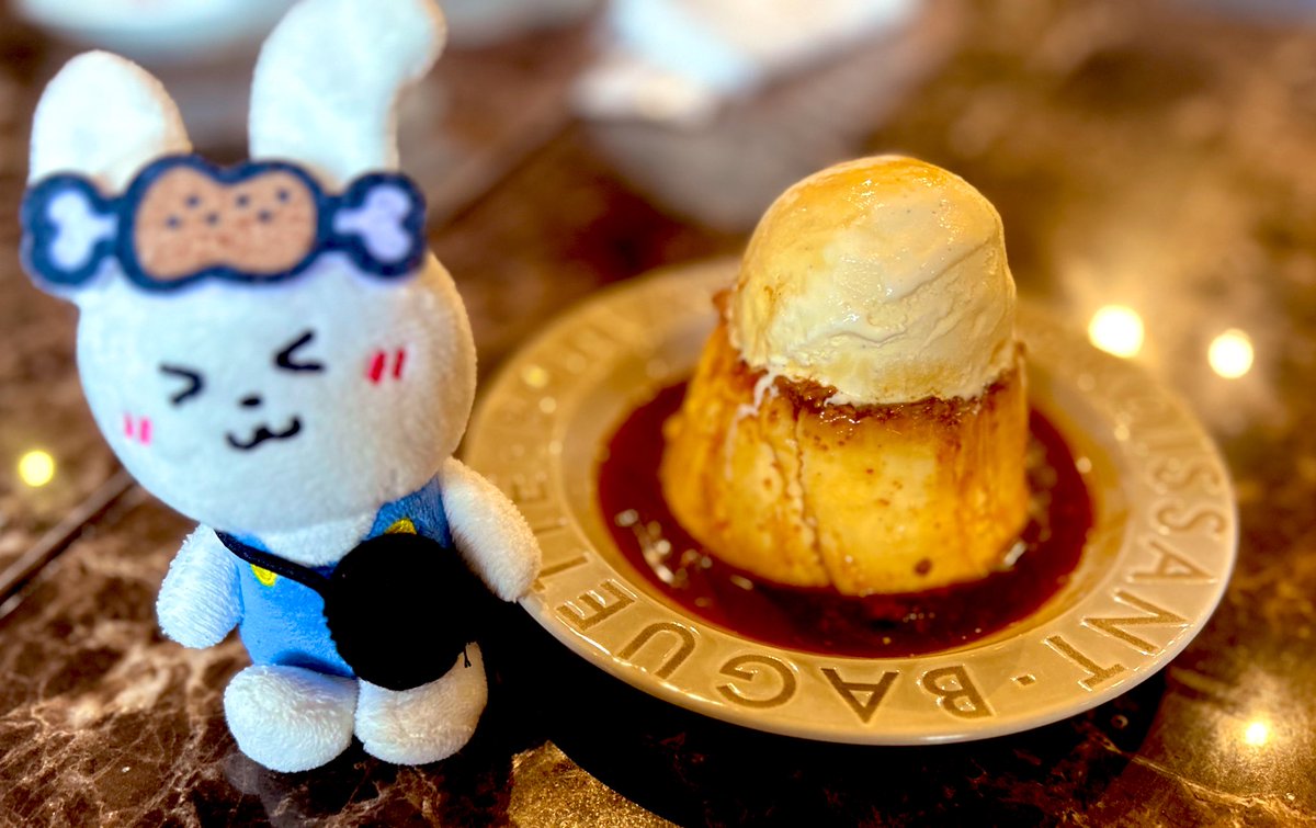 Azukkiii12's tweet photo. 念願の禁断のチーズプリンアイス🍮🍨
プリンは固めで超濃厚〜🥄
想像以上にずっしりとしていて食べ応えがありました✨
キャラメルソースとの相性もバッチリ👌
美味しく頂きました🙏😋🎶
#ハラミちゃん
#千葉聖地
#PrincessCheersCafe https://t.co/7DMZxTr5NX
