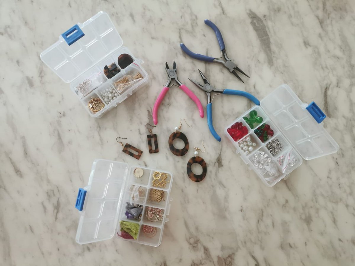 mumsgather's tweet photo. Now anyone can make their own earrings with these easy diy earrings box sets. Makes 10 pairs with instructions too. Tools not included. #diyearrings #makeyourownearrings #earrings #homemadeearrings #crafting #create See thread for where to buy the sets and tools. https://t.co/Uf2i4HVnDX