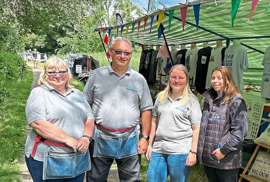 ImagesMagUK's tweet image. Images goes down to the canal to talk to Lisa Grainger of LDK Print &amp;amp; Embroidery about taking her family business on the water... From floating markets to adapted #embroiderymachines step on board the company's narrowboat in our July issue! imagesmag.uk/Cruise-Control