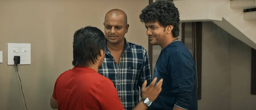 itzSekar's tweet photo. EXCLUSIVE 📢

#Kavin 's #BloodyBeggar Ott and Release Date Update 

At 3pm 

Stay tuned to @itzSekar https://t.co/nfEZCeyZHu