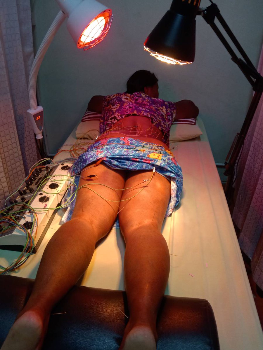 อยากเป็นหมอรักษาแม่เฒ่าเด้อเขาได้จับได้บาย