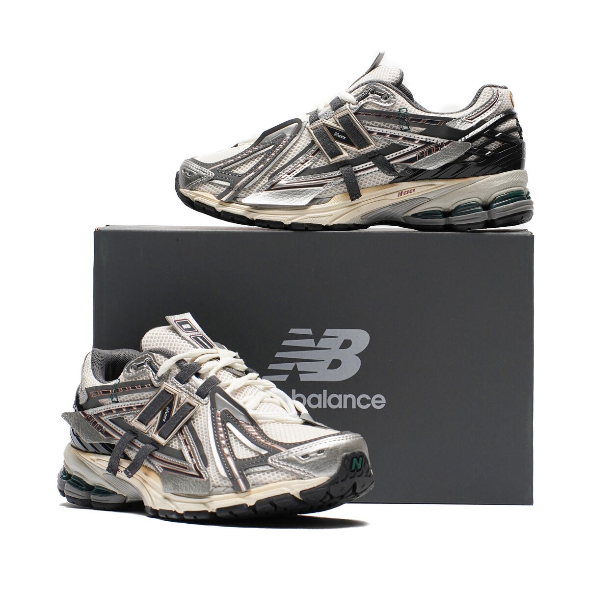 2024年 7/24 発売予定】 New Balance M1906 AD “Silver Metallic 