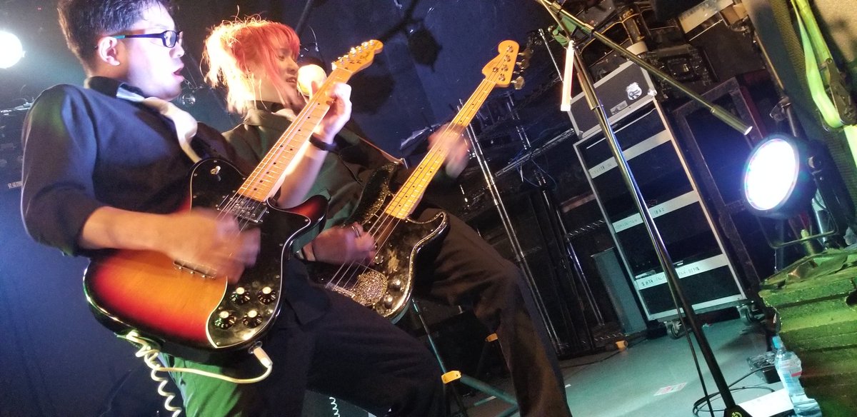 FIZZ_bz's tweet photo. 対バンご紹介のラストはトリでもある
THEE MICHELLE GUN ELEPHANTのThe Mi§illyさんです
一昨年の1回目同イベント以来のステージです
待望でした。。
魂の叫びとはこの事！
会場全体を！空気を！揺らします
ボーカルとドラムの方が東京に移られてますが、最低でも年イチでのライブを願ってます https://t.co/NnJhmfJgHj