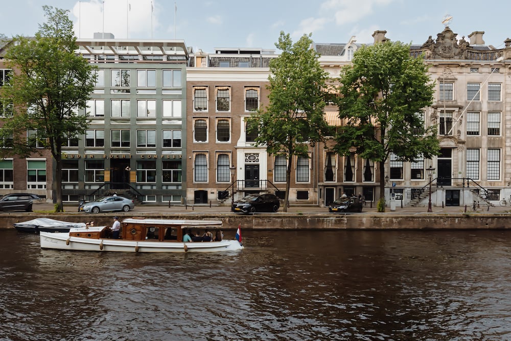 infinitSpace launches flexible workspace in Amsterdam dlvr.it/T9P7lg