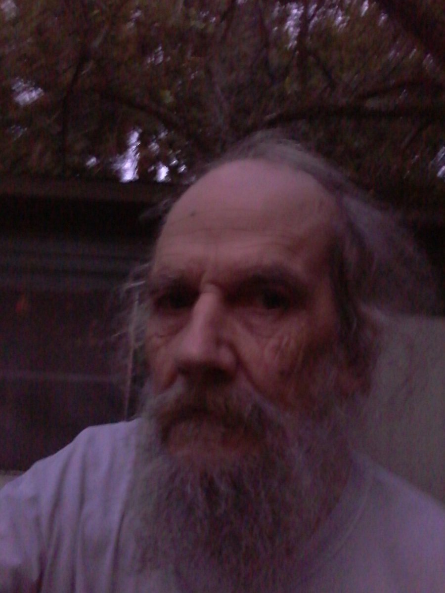 EricDeming1's tweet photo. Watching the sunrise https://t.co/I5EhdSY01G