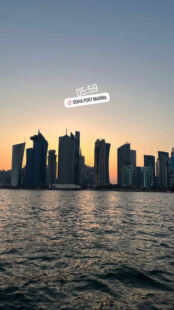 therzgl's tweet photo. Good Morninggg doha🇶🇦 https://t.co/wxvIF85K9E