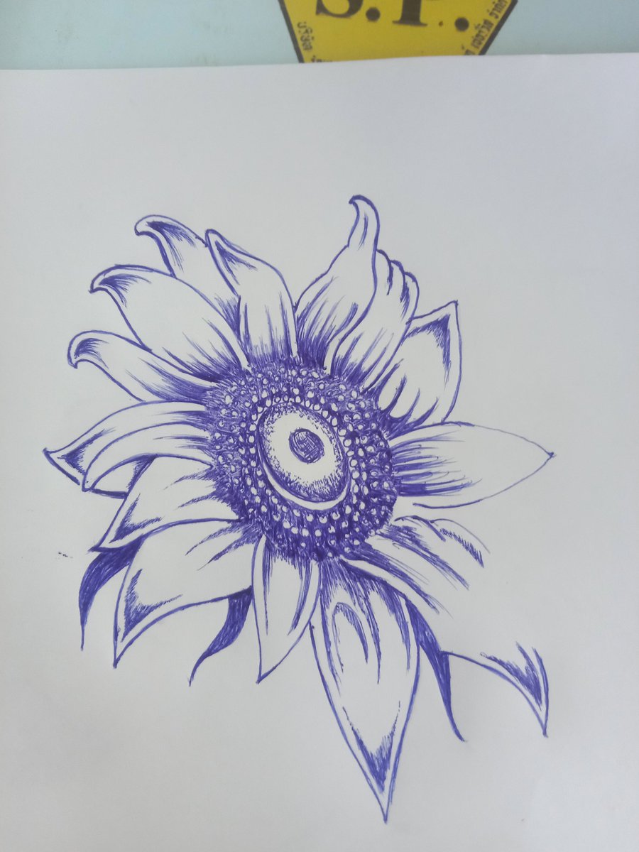 aun150333's tweet photo. ออกแบบเล่นๆวาดมั่วๆใครจะได้เป็นเจ้าของ #สักลาย https://t.co/0dWTnj9Zeu