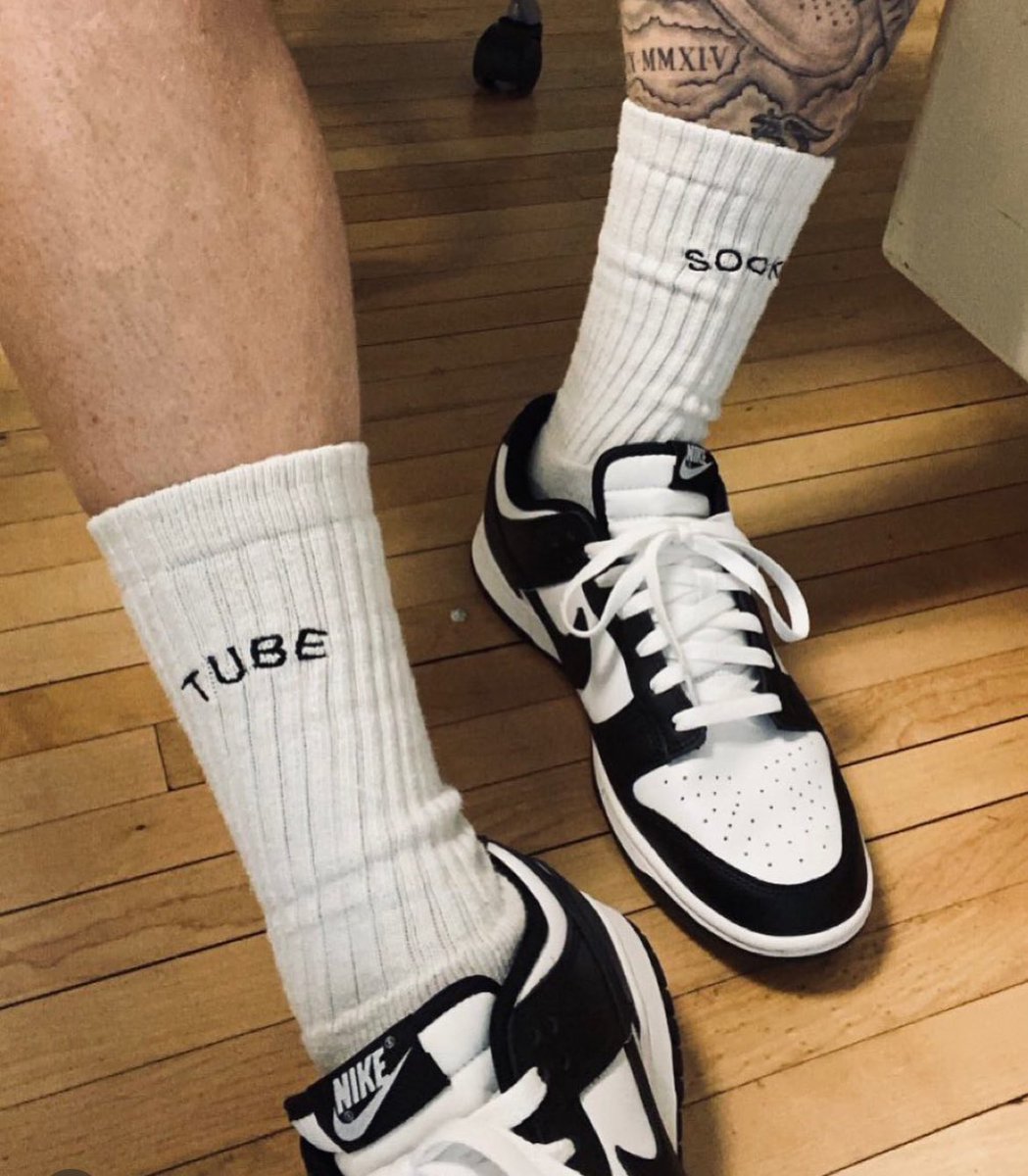 Tubesocks__'s tweet photo. @SneakerNews These heat! Grab tube socks to match🔥
Shop now:
https://t.co/OATlnhOlbP https://t.co/FpLaxY2E6H