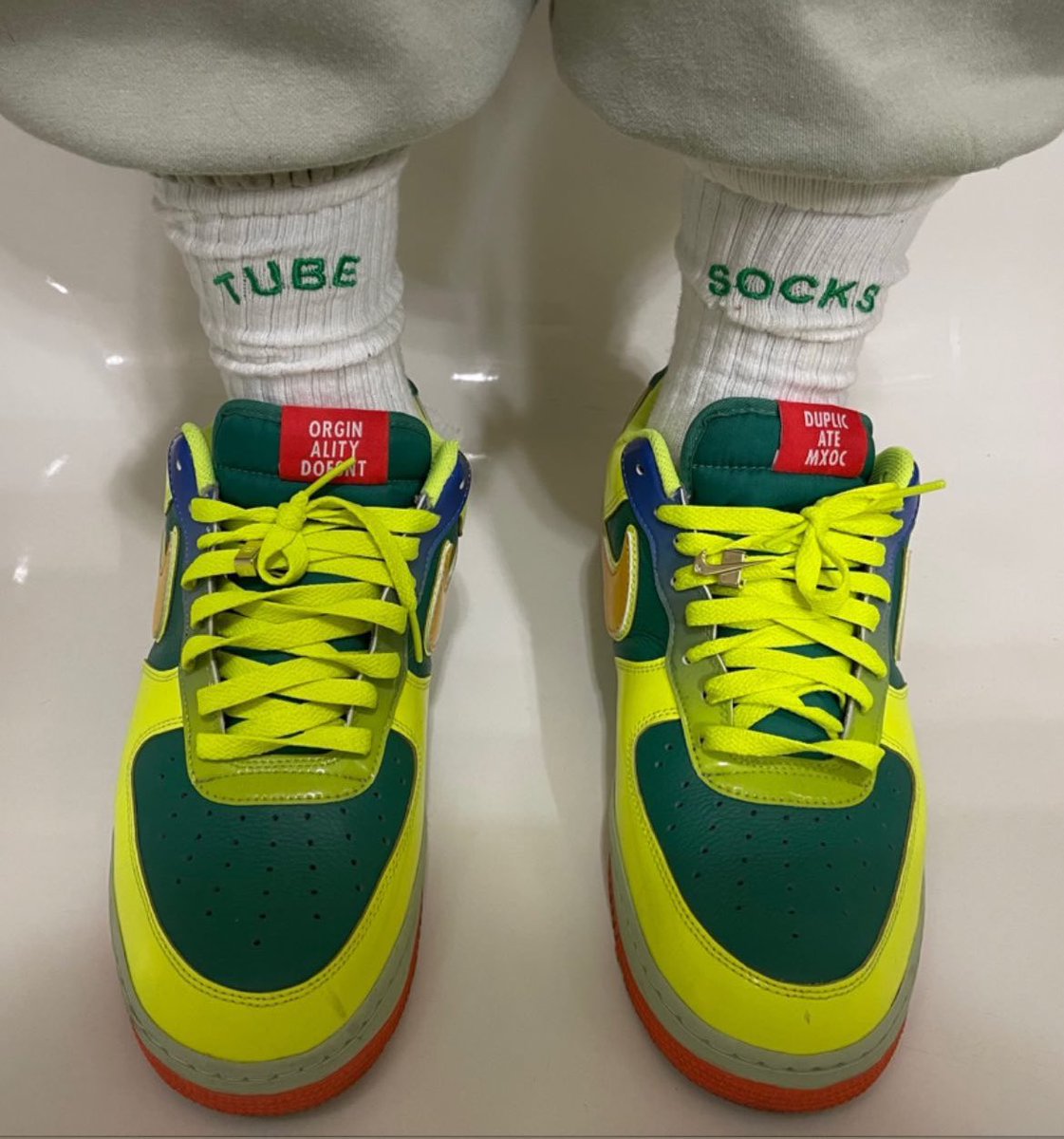 Tubesocks__'s tweet photo. @SneakerNews These heat! Grab tube socks to match🔥
Shop now:
https://t.co/OATlnhOlbP https://t.co/FpLaxY2E6H
