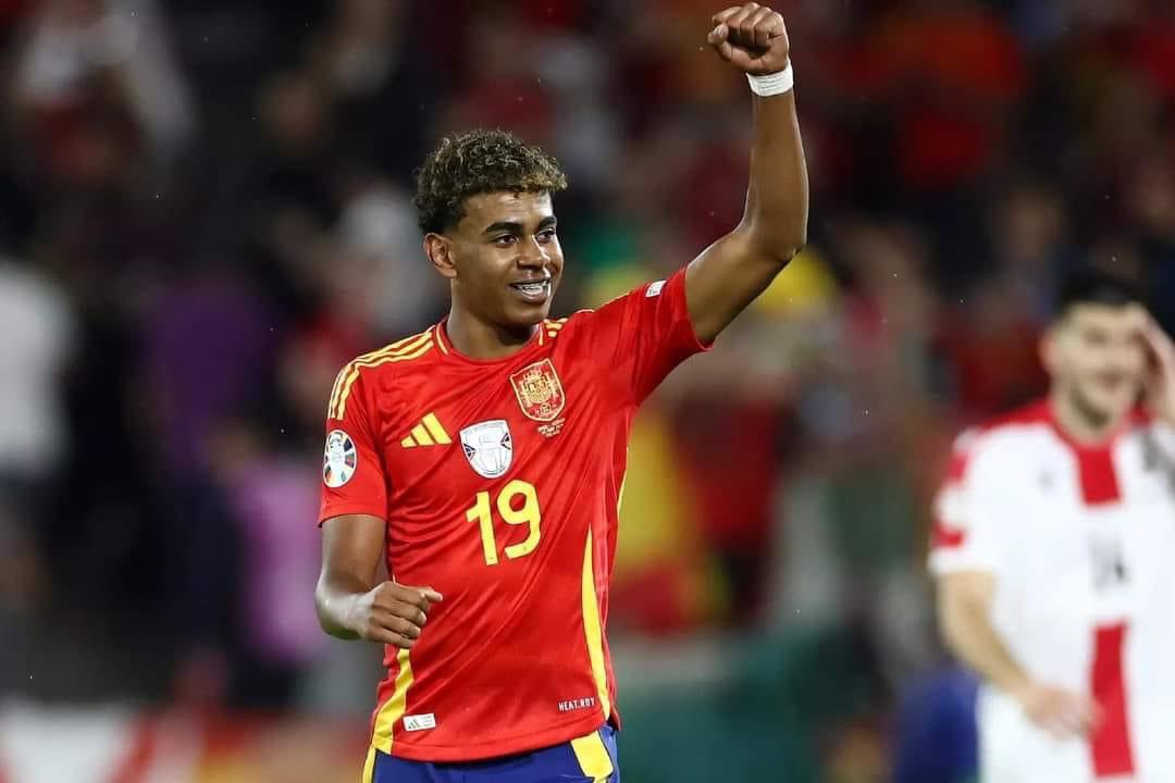 One of the best inspiration for everyone; Lamine Yamal <a href="/spain/">Spain</a> 
फुटबल खेल मार्फत १६ वर्षे एक युवा जसले विश्वको ध्यान खिचिरहेको छ । काम र जिम्मेवारीको लागि उमेर नै सबथोक भन्ने भ्रम र मानसिकता बोक्नेहरूको लागि 
#Youth can do, can change and can show the way if he gets a chance.